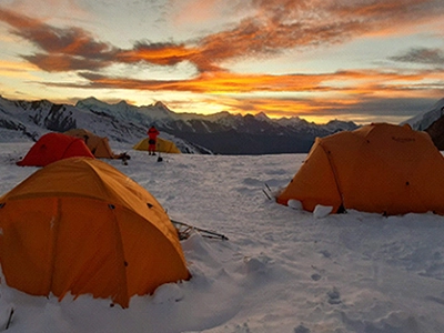 Himlung Himal Climbing